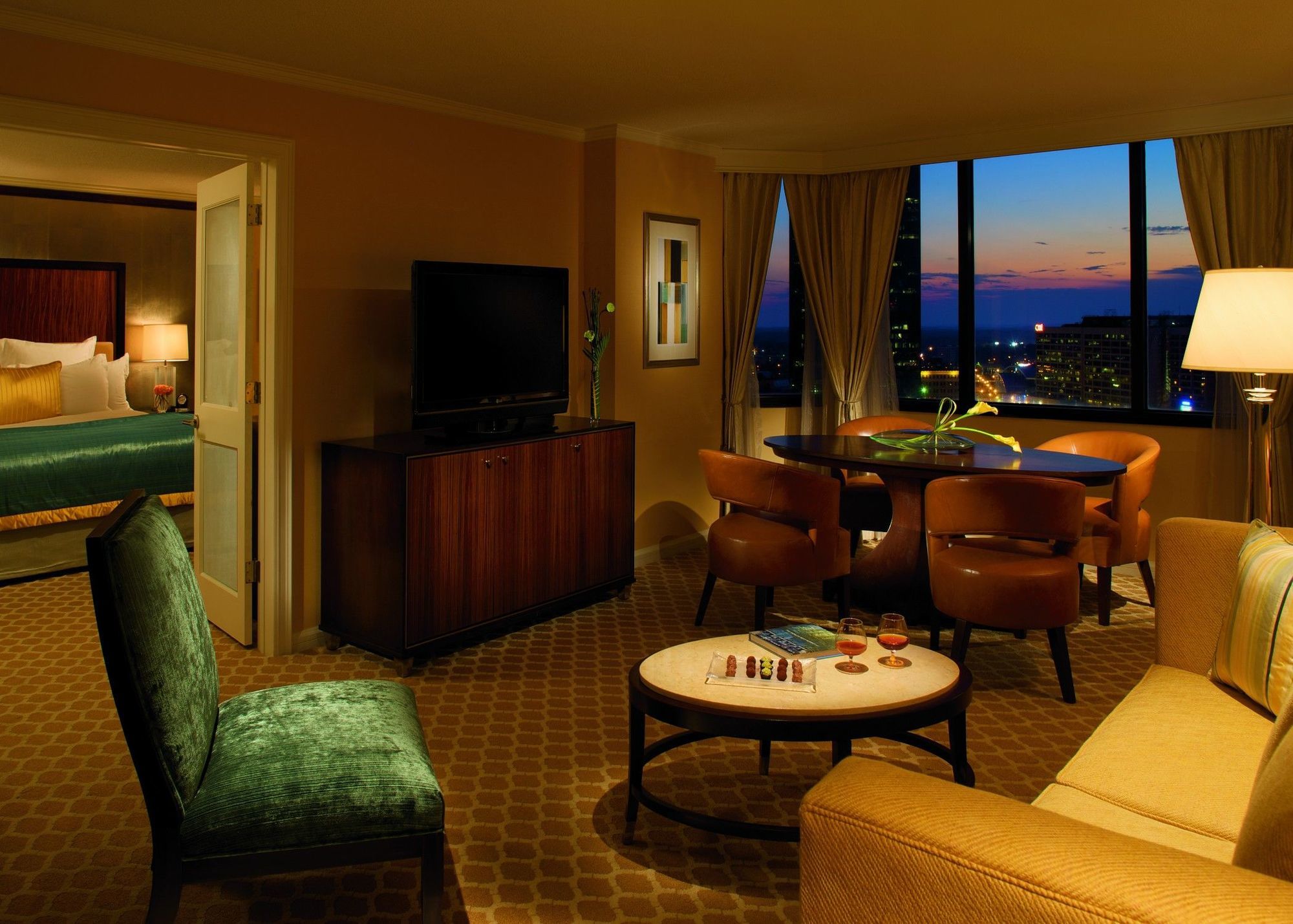 The Ritz-Carlton Atlanta Hotel Room photo